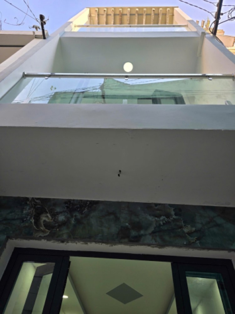 Bán nhà hẻm 129 Nguyễn Trãi, Quận 5 - ảnh 1