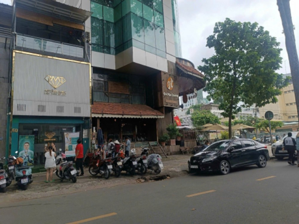 Bán nhà 60-10B Sương Nguyệt Anh, Quận 1 - ảnh 1