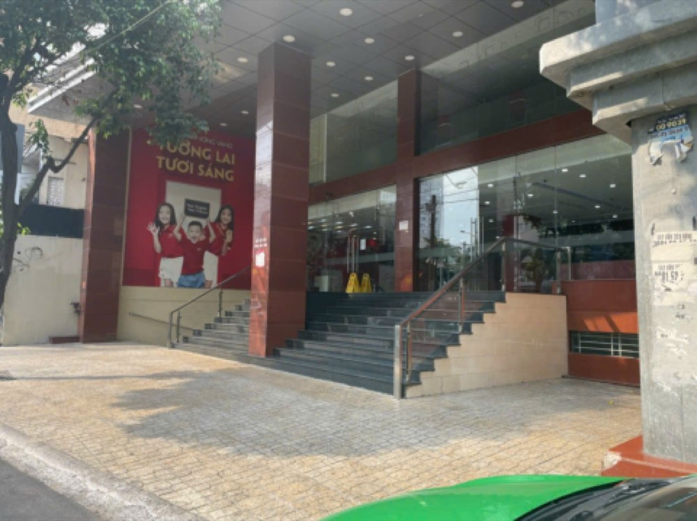 Bán nhà mặt tiền 420-422-424 Phan Xích Long, Phú Nhuận