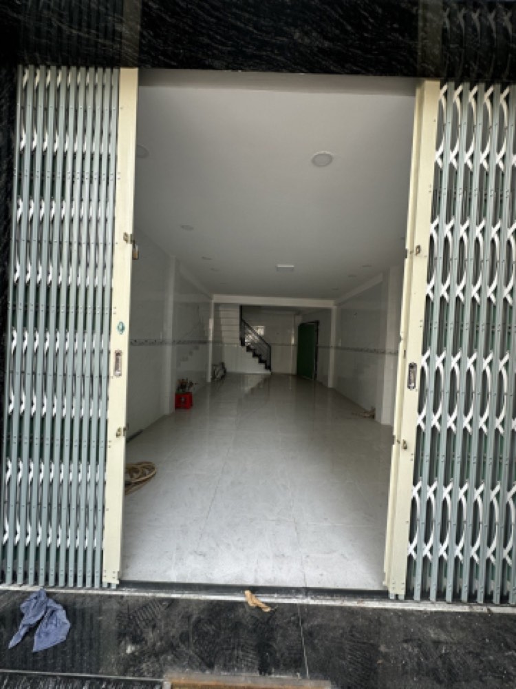 Bán nhà mặt tiền Lê Hồng Phong, Quận 10 - ảnh 1