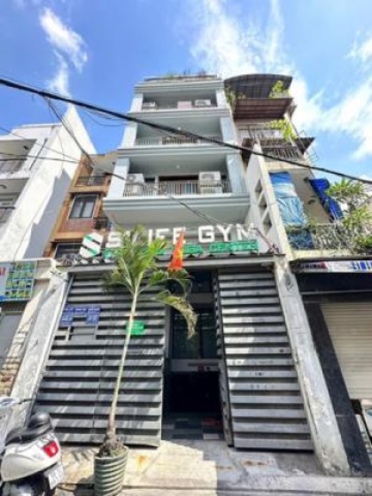 Bán nhà hẻm 686 Cách Mạng Tháng Tám, Tân Bình