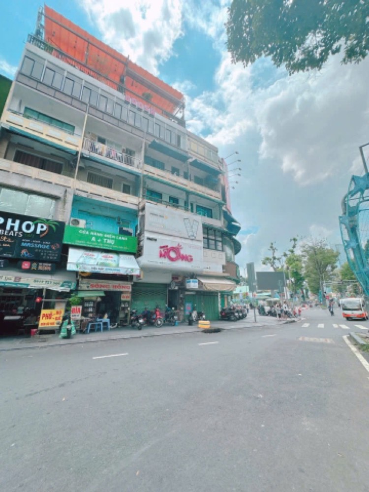 Bán nhà hẻm 12 Bùi Viện, Quận 1 - ảnh 1
