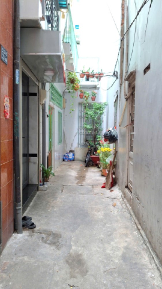 Bán nhà hẻm 122 Hùng Vương, Quận 10 - ảnh 1