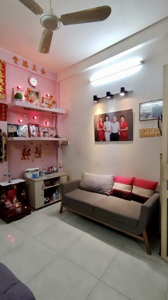 Bán nhà hẻm 100 Cô Bắc, Quận 1