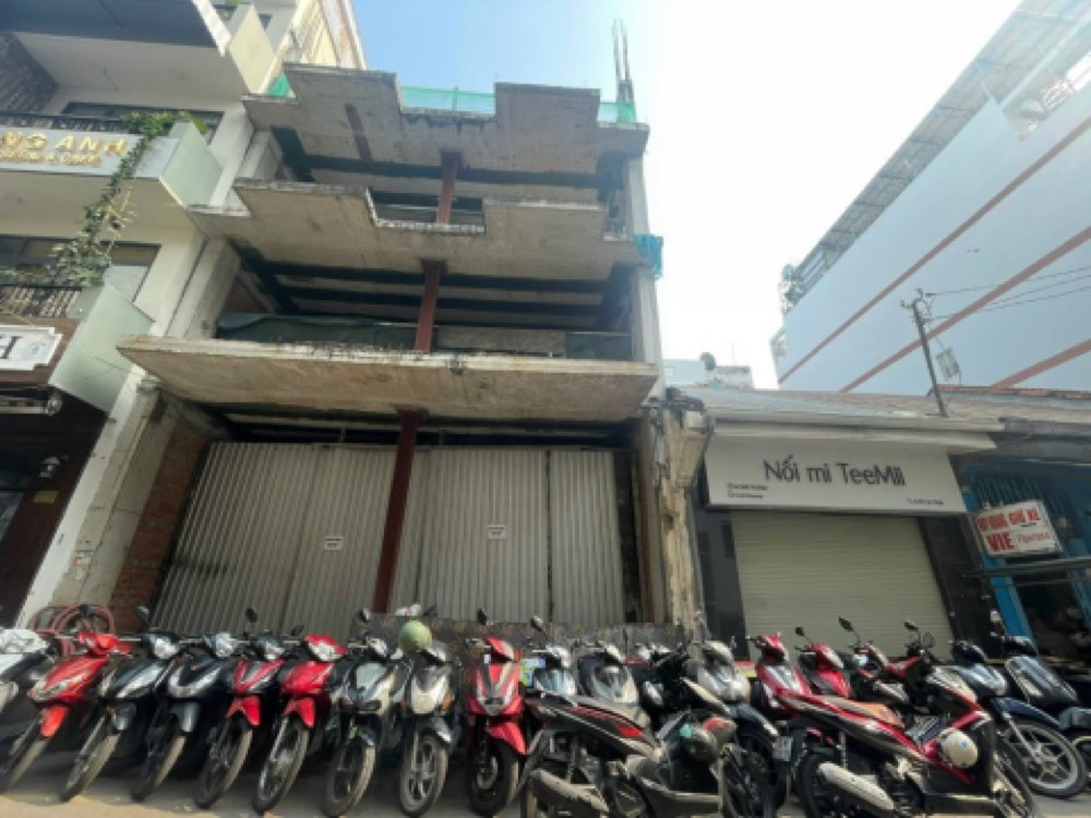 Bán nhà 165/49-51-53 Nguyễn Thái Bình, Quận 1 - ảnh 1