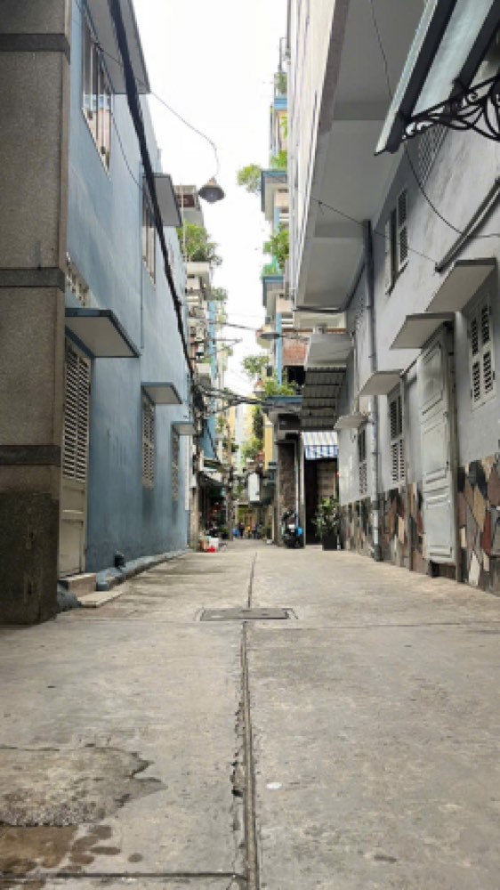 Bán nhà hẻm 129 Nguyễn Trãi, Quận 5 - ảnh 1