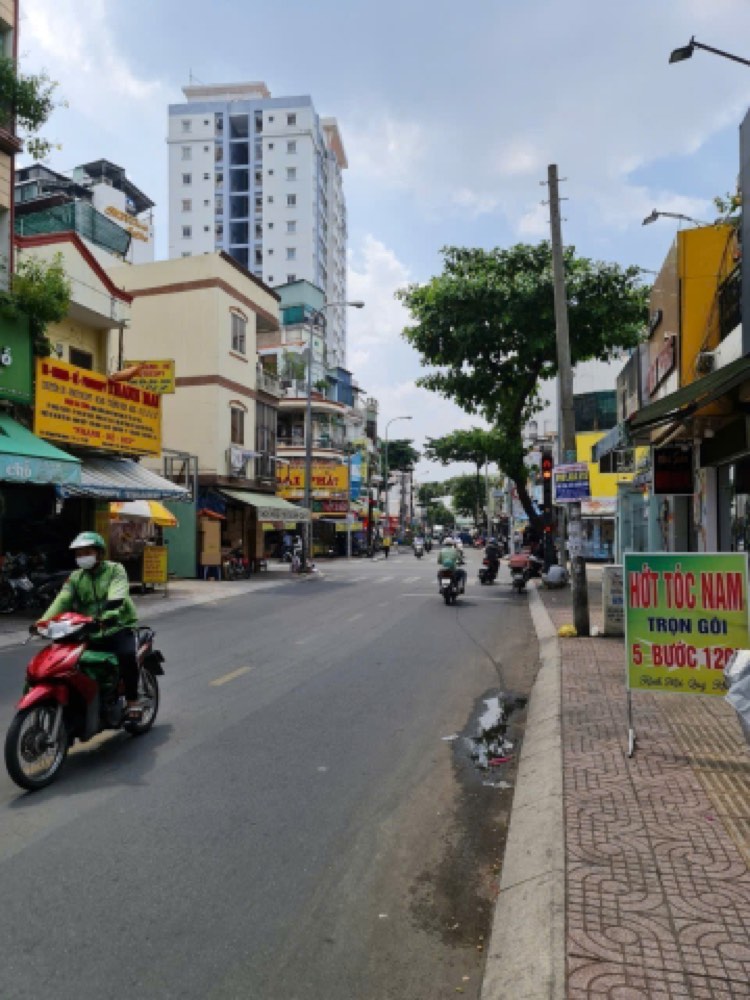 Bán nhà mặt tiền Nguyễn Phúc Nguyên, Quận 3 - ảnh 1