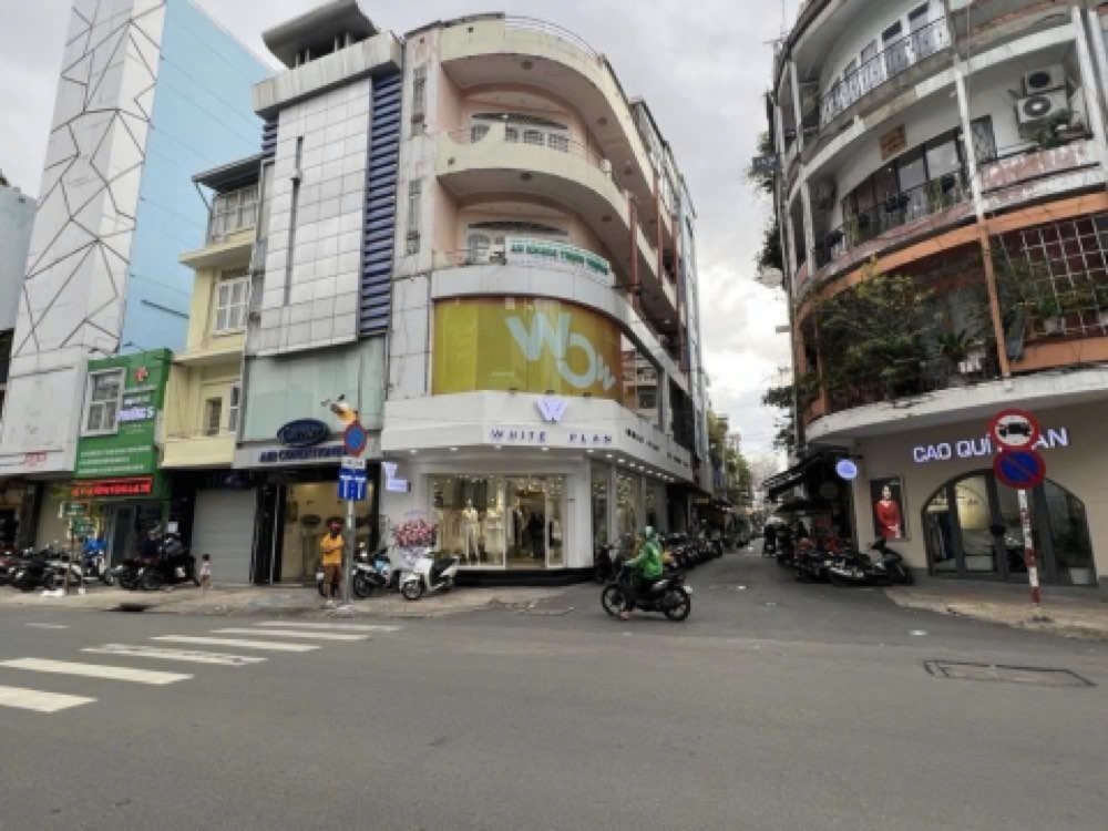 Bán nhà mặt tiền 418A Võ Văn Tần, Quận 3 - ảnh 1