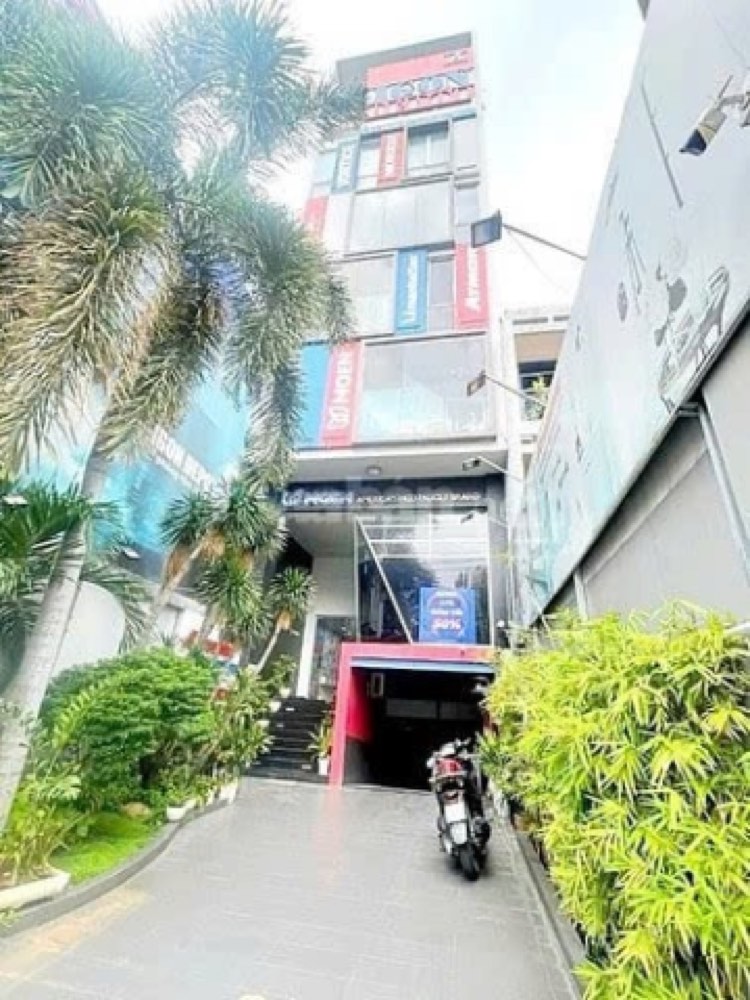 Bán nhà mặt tiền 186-186A Cách Mạng Tháng Tám, Quận 3 - ảnh 1