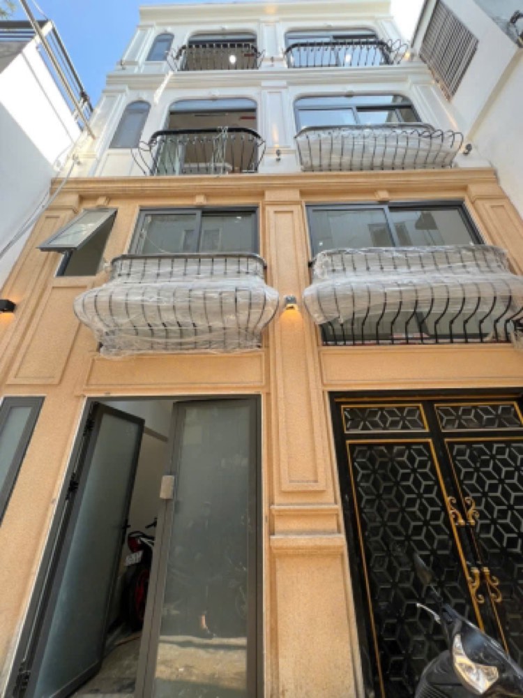 Bán nhà hẻm 358 Cách Mạng Tháng Tám, Quận 3 - ảnh 1