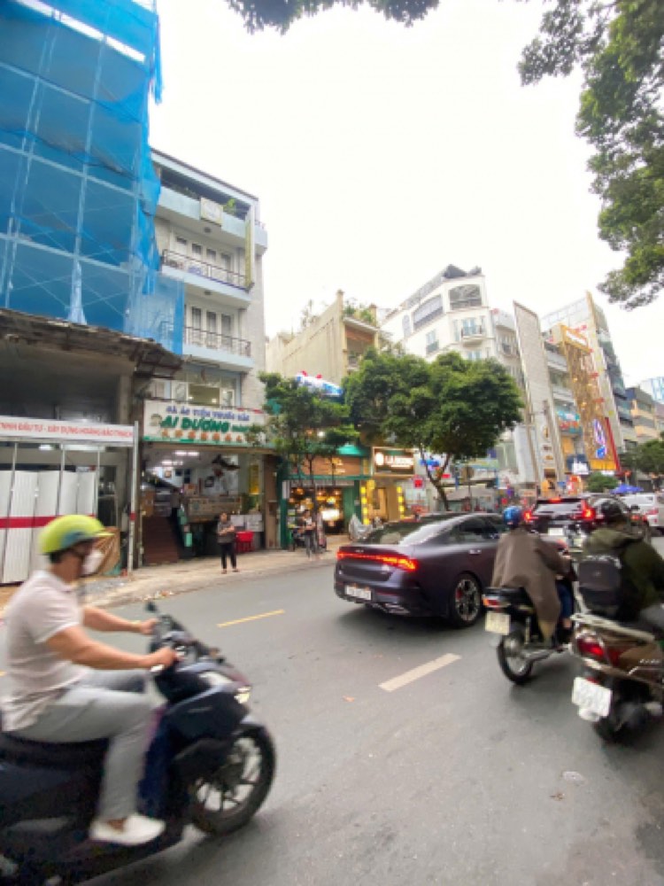 Bán nhà mặt tiền 12B-16 Cao Thắng, Quận 3 - ảnh chính