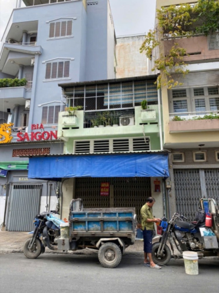 Bán nhà mặt tiền Nguyễn Tiểu La, Quận 10 - ảnh 1