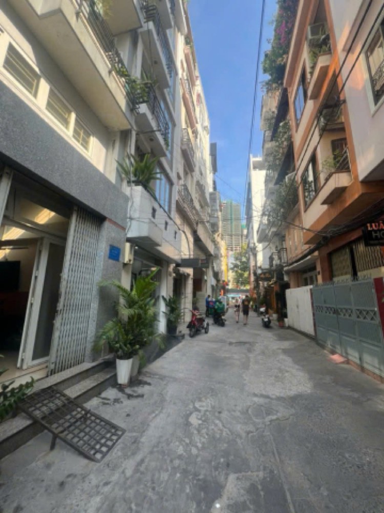 Bán nhà hẻm 100 Trần Hưng Đạo, Quận 1 - ảnh 1