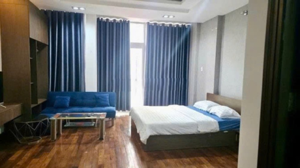 Bán nhà mặt tiền Hát Giang, Tân Bình