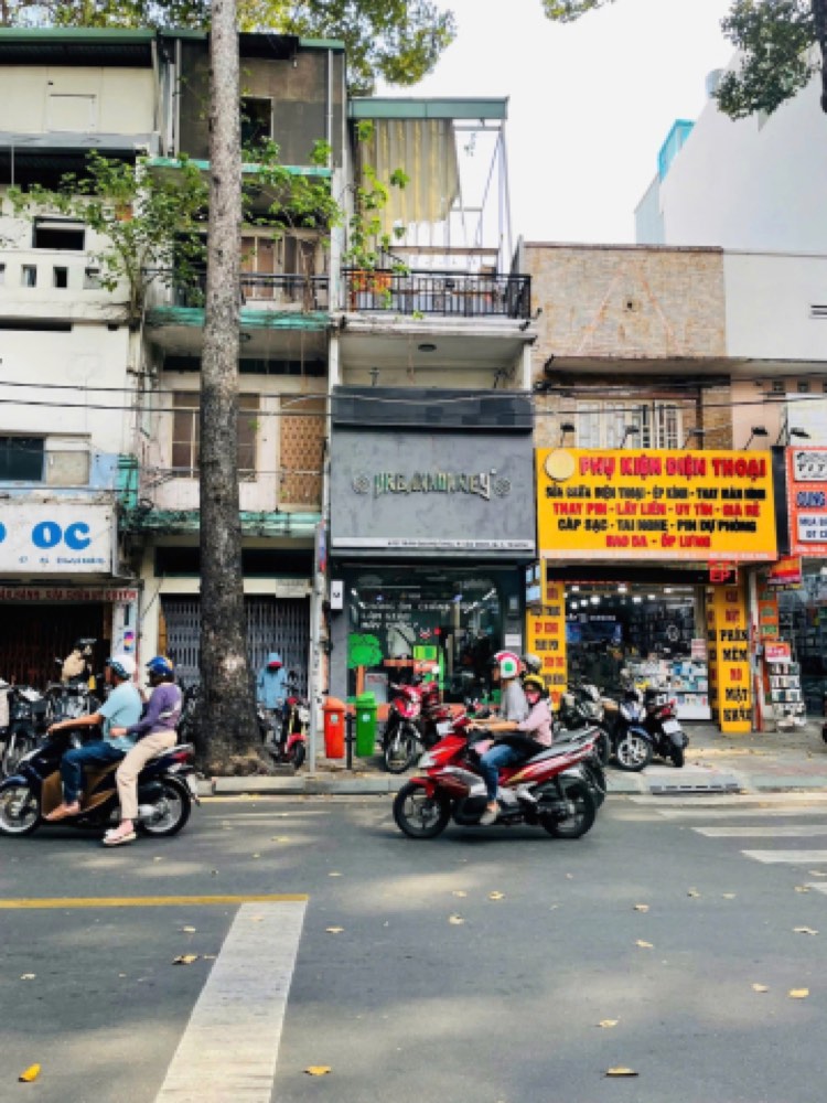 Bán nhà mặt tiền Trần Quang Khải, Quận 1 - ảnh 1