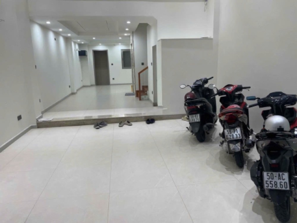 Bán nhà hẻm 4 Hậu Giang, Tân Bình