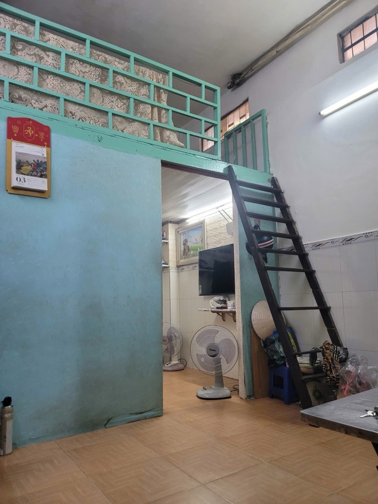 Bán nhà mặt tiền Nguyễn Du, Quận 1