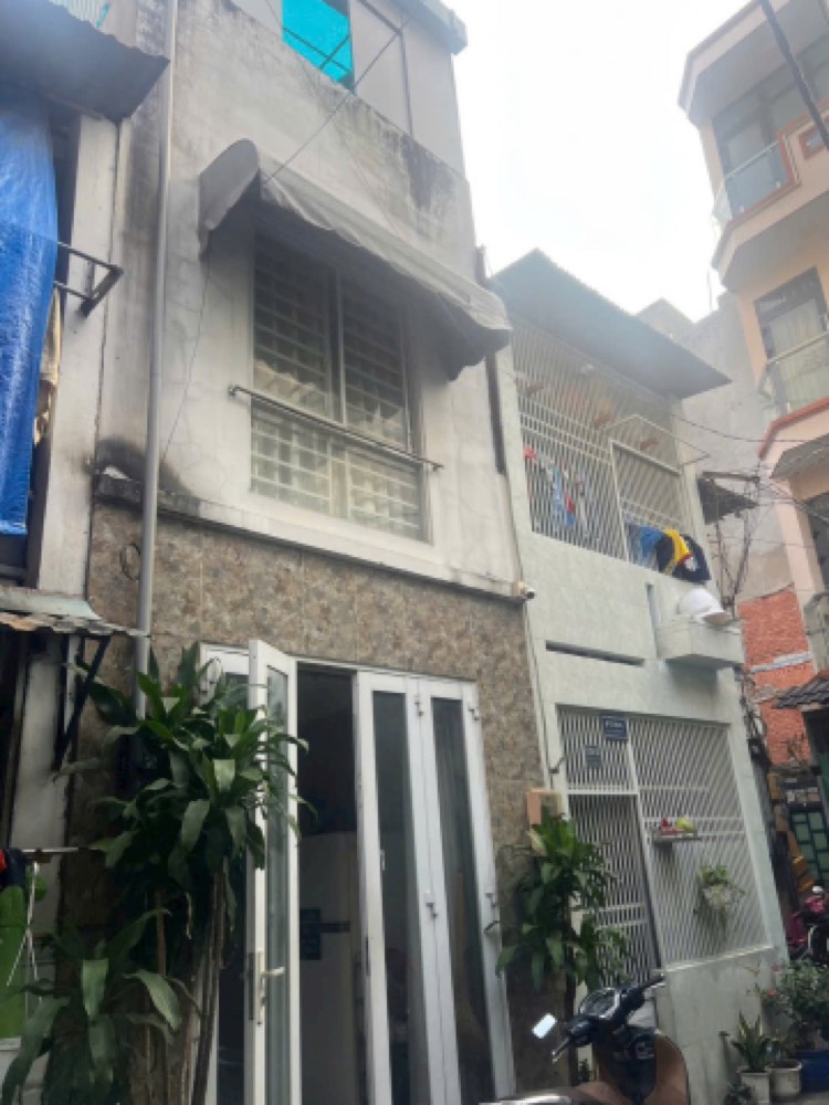 Bán nhà hẻm 179 Tô Hiến Thành, Quận 10 - ảnh chính
