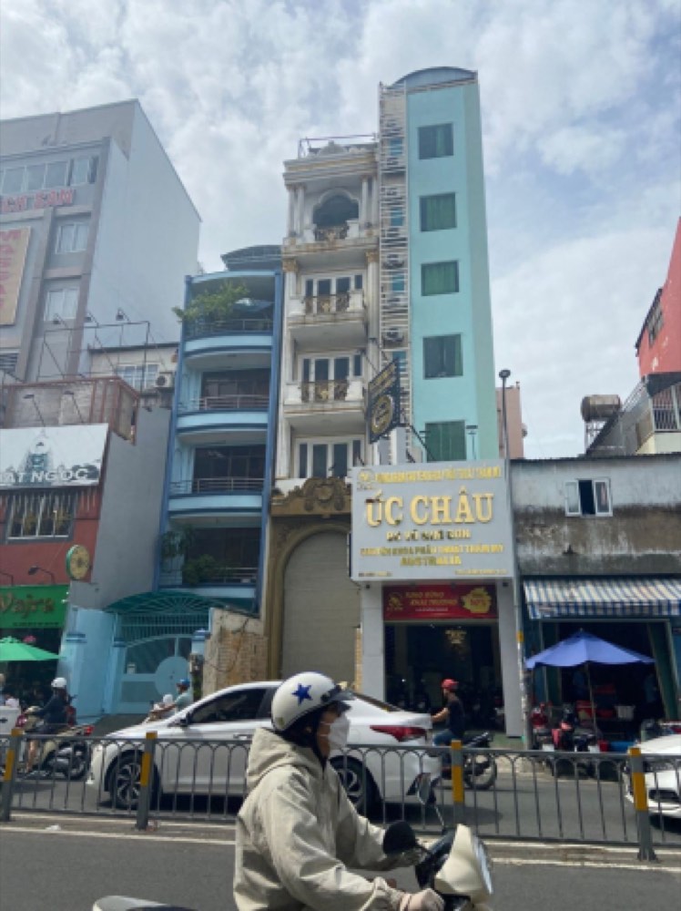 Bán nhà mặt tiền Lê Hồng Phong, Quận 10 - ảnh 1