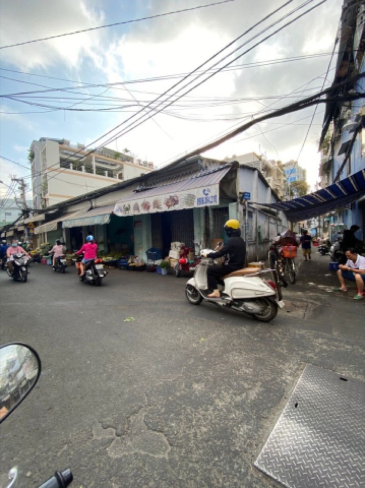 Bán nhà mặt tiền Trần Hữu Trang, Phú Nhuận - ảnh 1