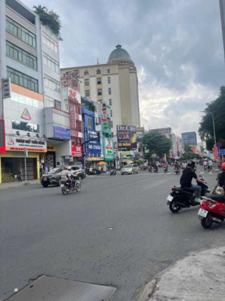 Bán nhà mặt tiền Phan Đăng Lưu, Bình Thạnh
