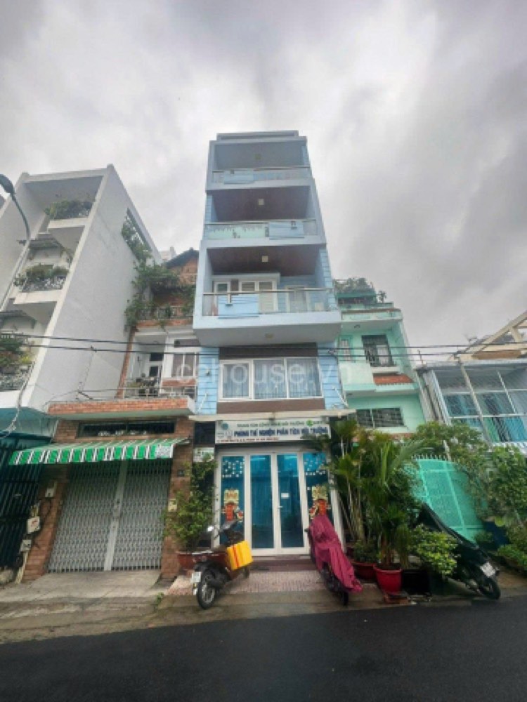 Bán nhà mặt tiền Tam Đảo, Quận 10