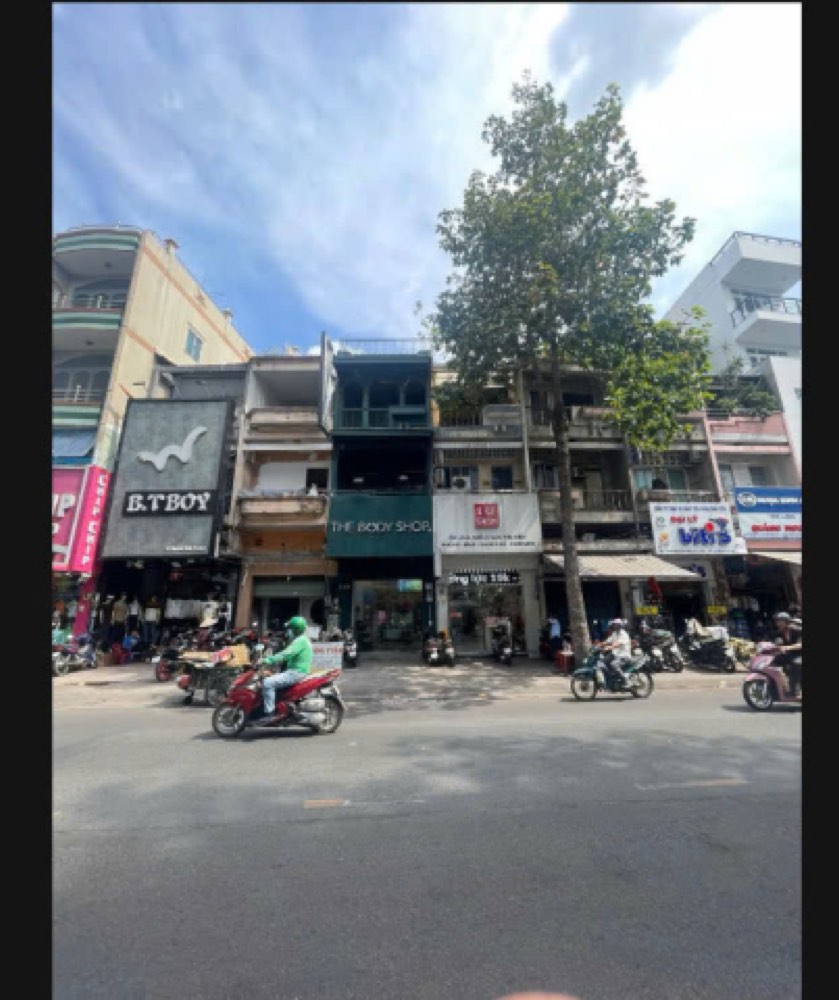 Bán nhà mặt tiền Nguyễn Trãi, Quận 5 - ảnh 1