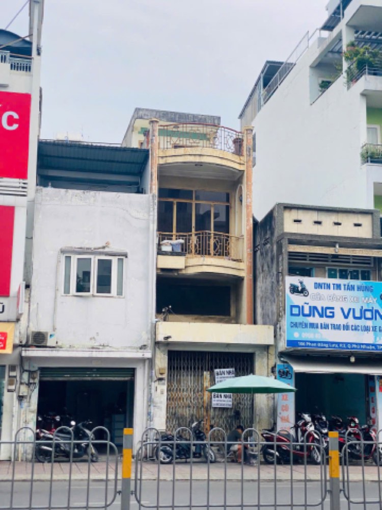 Bán nhà mặt tiền Phan Đăng Lưu, Phú Nhuận