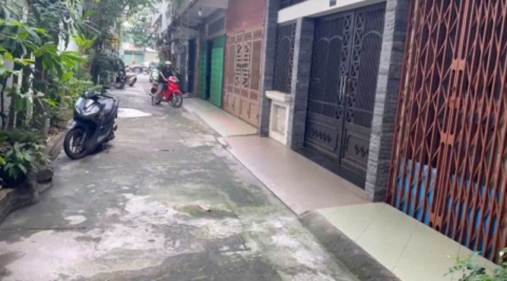 Bán nhà hẻm 154 Trần Quang Khải, Quận 1 - ảnh 1