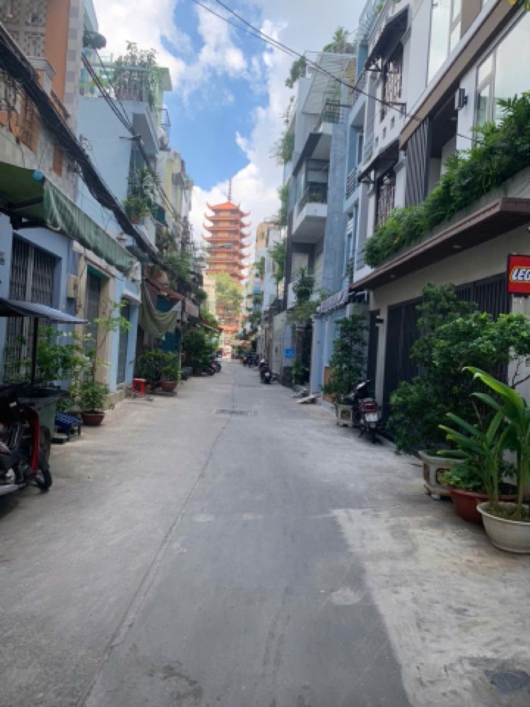 Bán nhà hẻm 702 Điện Biên Phủ, Quận 10 - ảnh 1