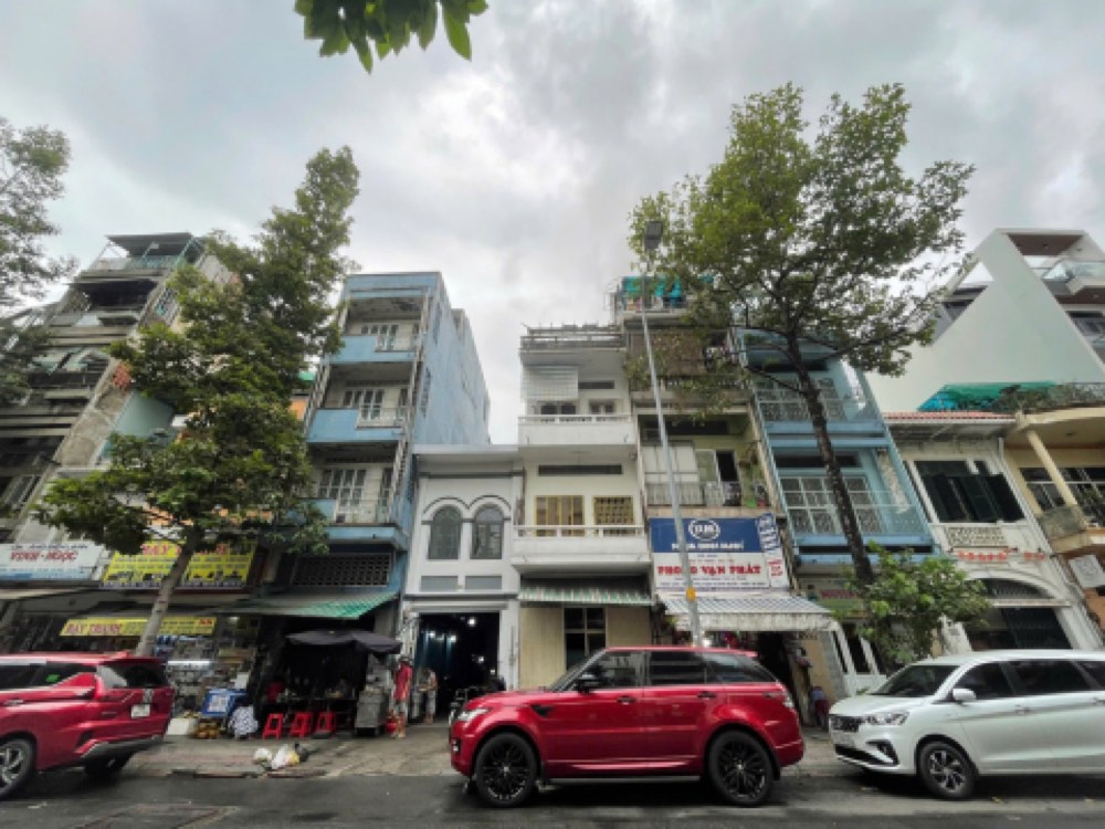 Bán nhà mặt tiền Nguyễn Thái Bình, Quận 1 - ảnh 1