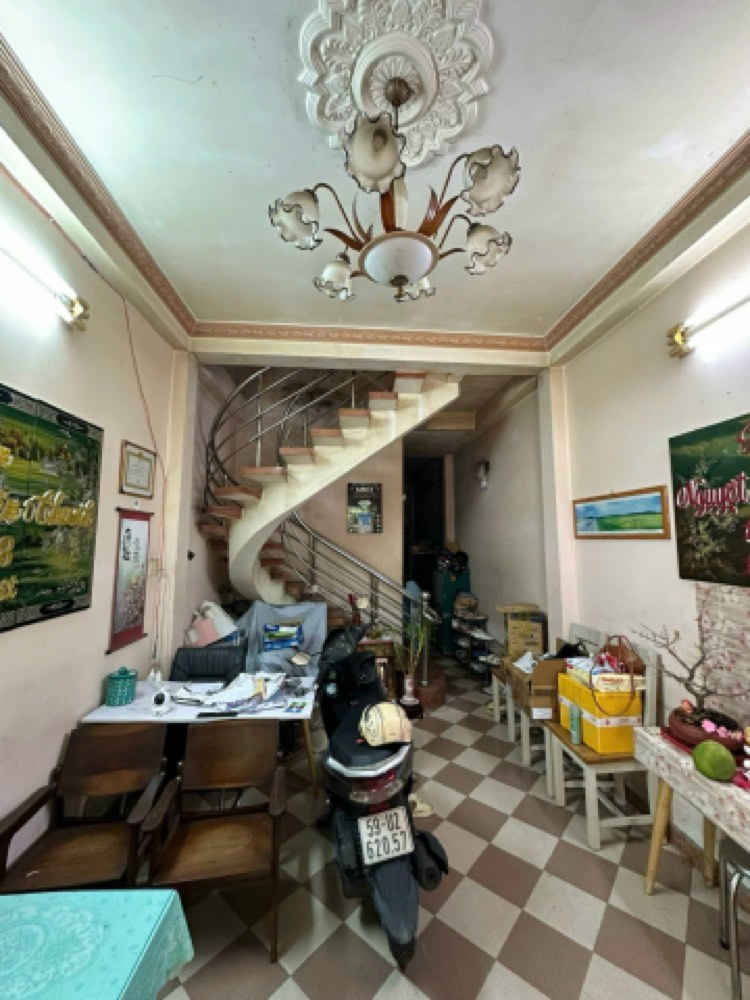 Bán nhà hẻm 50 Nguyễn Kim, Quận 10