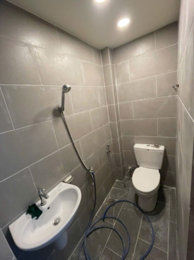 Bán nhà hẻm 5 Nguyễn Ngọc Lộc, Quận 10 - ảnh 1