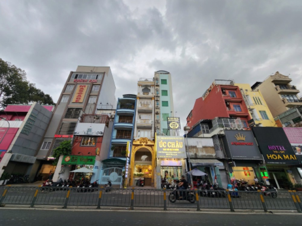 Bán nhà mặt tiền Lê Hồng Phong, Quận 10 - ảnh 1