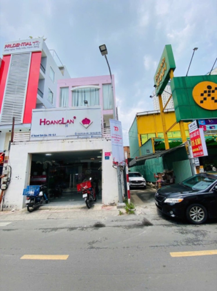 Bán nhà mặt tiền Huỳnh Tịnh Của, Quận 3 - ảnh 1