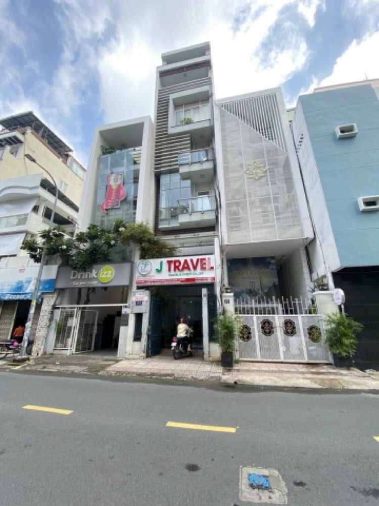 Bán nhà mặt tiền Nguyễn Văn Thủ, Quận 1 - ảnh 1