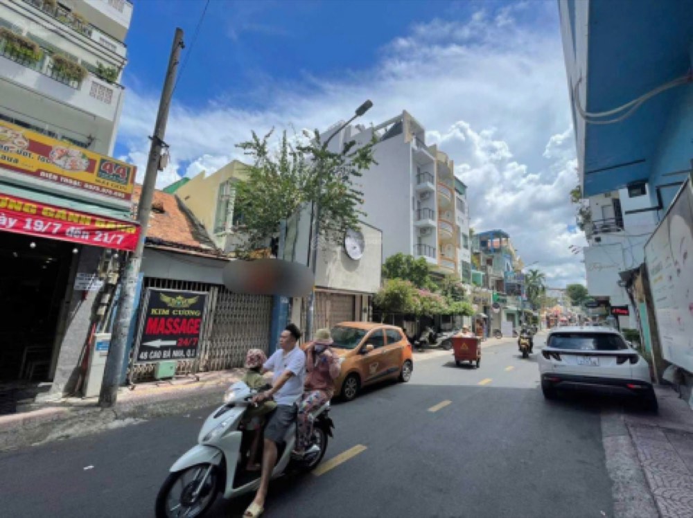 Bán nhà mặt tiền 272 Hai Bà Trưng, Quận 1 - ảnh 1
