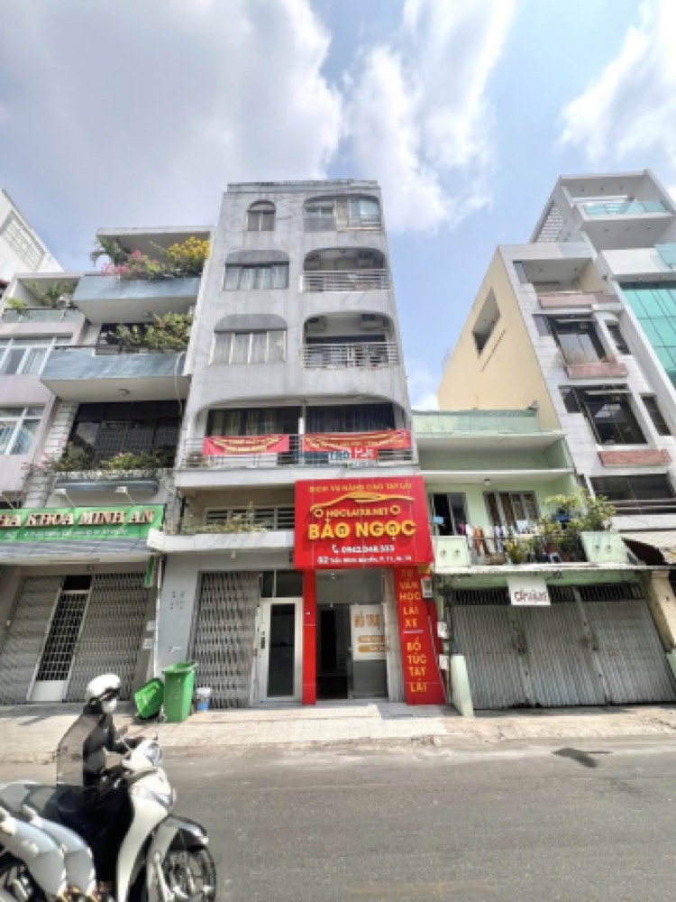 Bán nhà mặt tiền Trần Minh Quyền, Quận 10 - ảnh chính