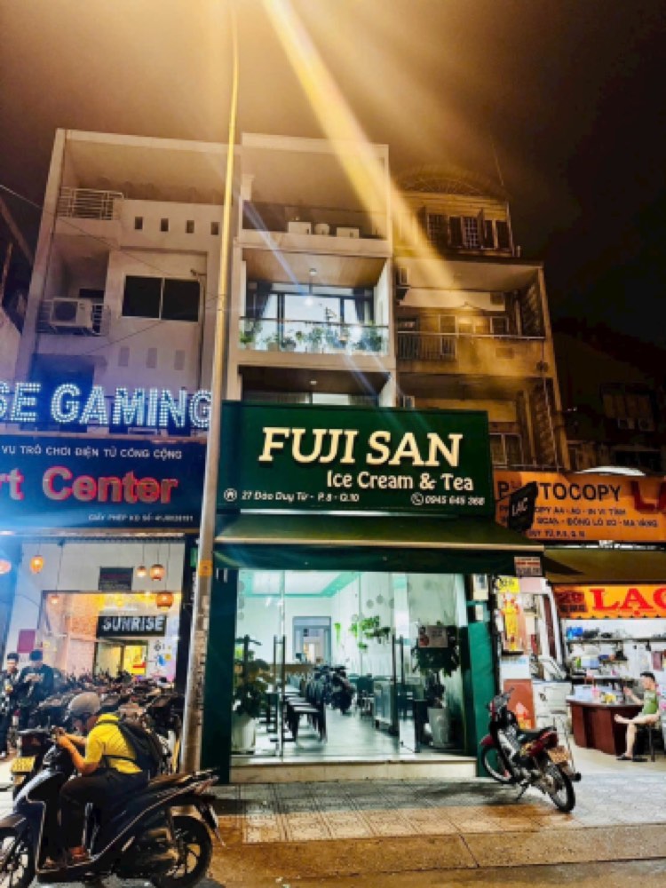 Bán nhà mặt tiền Đào Duy Từ, Quận 10 - ảnh 1