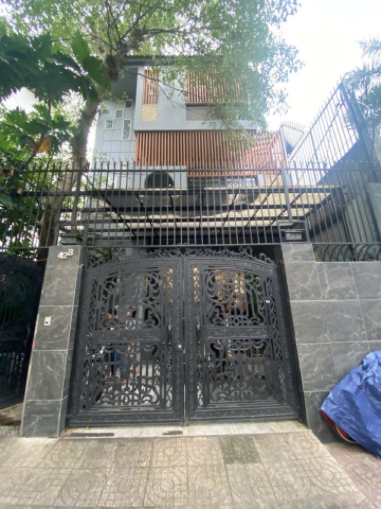 Bán nhà mặt tiền 42B Trương Định, Quận 3