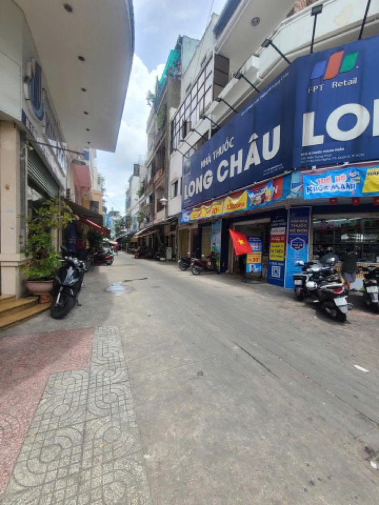 Bán nhà mặt tiền Bùi Hữu Nghĩa, Quận 5 - ảnh 1