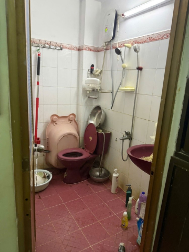 Bán nhà hẻm 616 Cách Mạng Tháng Tám, Quận 3 - ảnh 1