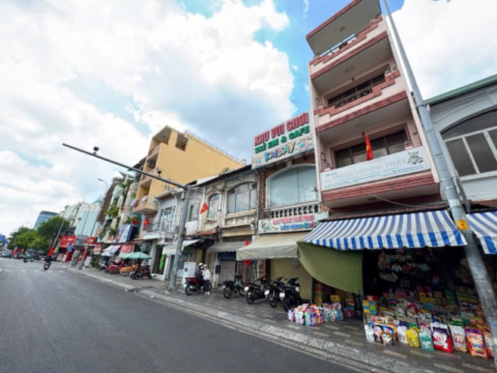 Bán nhà mặt tiền Nguyễn Thái Học, Quận 1 - ảnh 1
