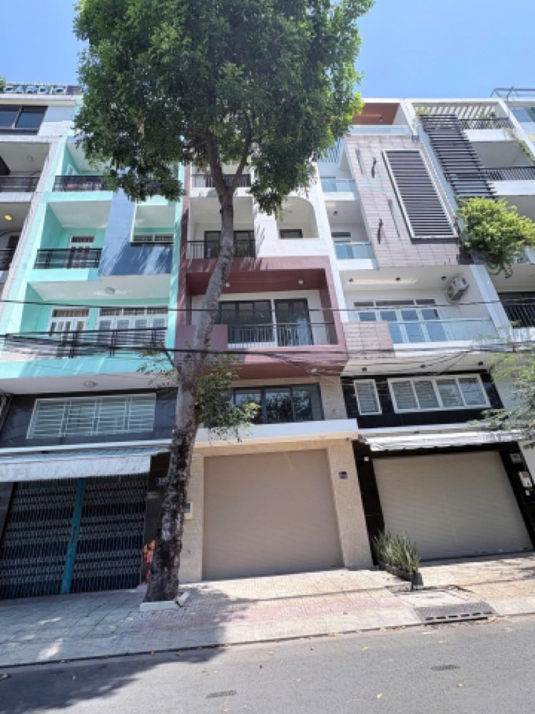 Bán nhà mặt tiền Tam Đảo, Quận 10