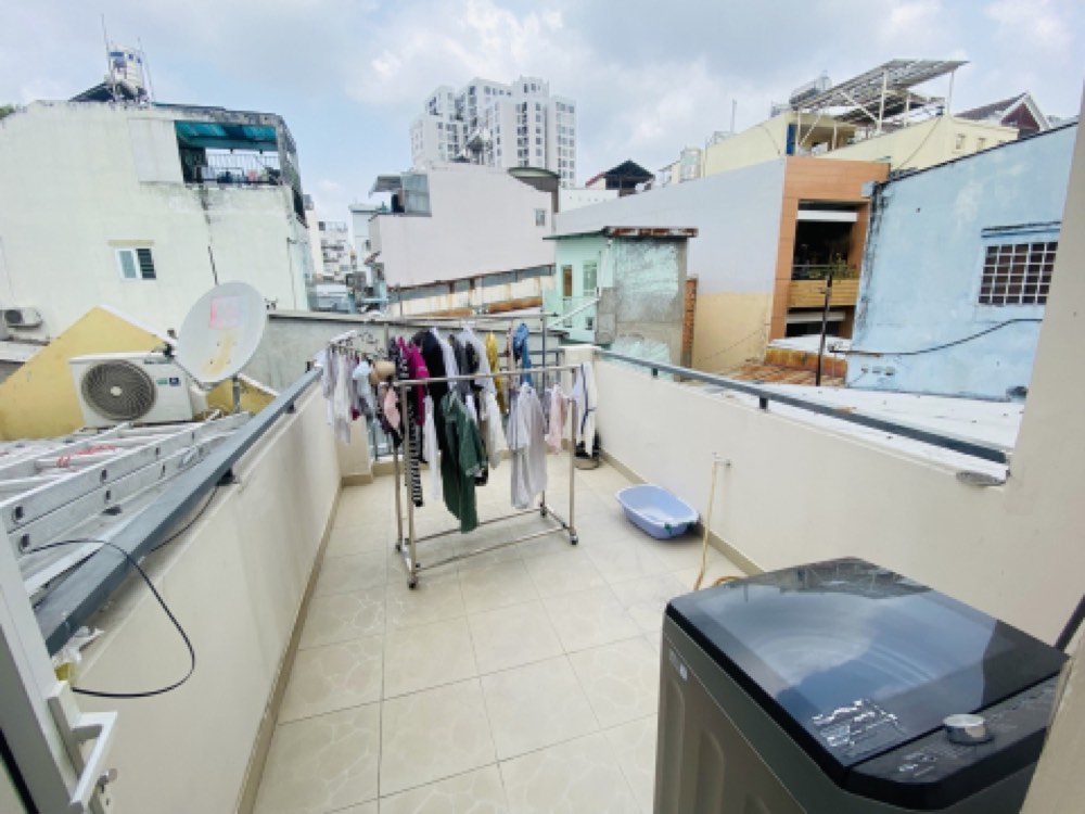 Bán nhà hẻm 186 Trần Quang Khải, Quận 1 - ảnh 1