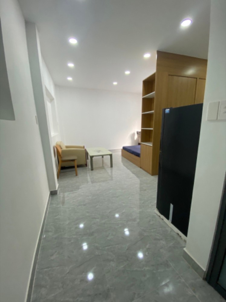 Bán nhà mặt tiền Nguyễn Tiểu La, Quận 10