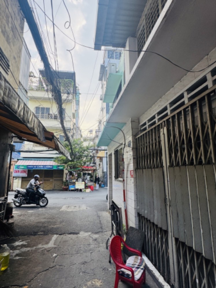 Bán nhà hẻm 399 Nguyễn Đình Chiểu, Quận 3 - ảnh 1