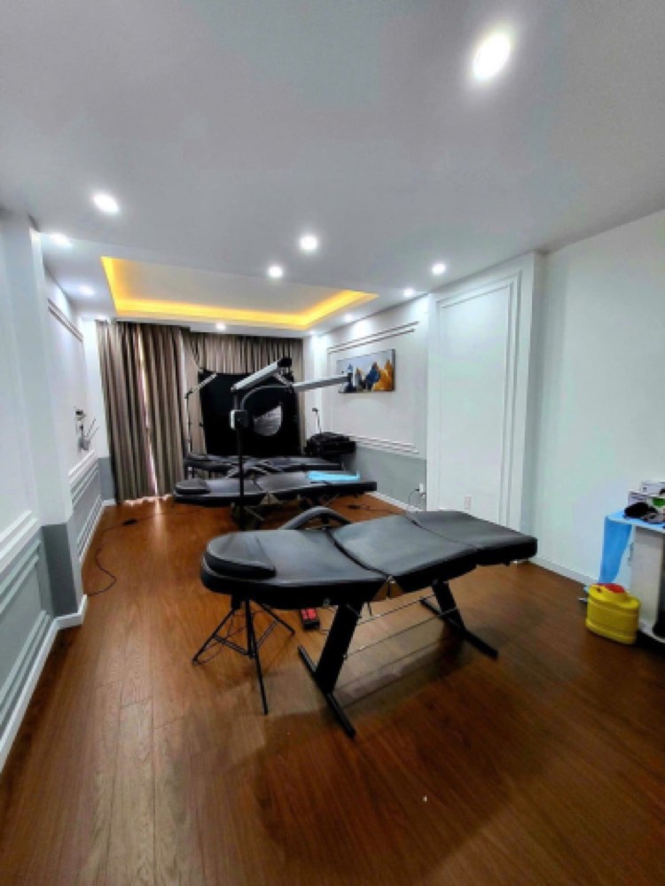 Bán nhà hẻm 451 Hai Bà Trưng, Quận 3 - ảnh 1