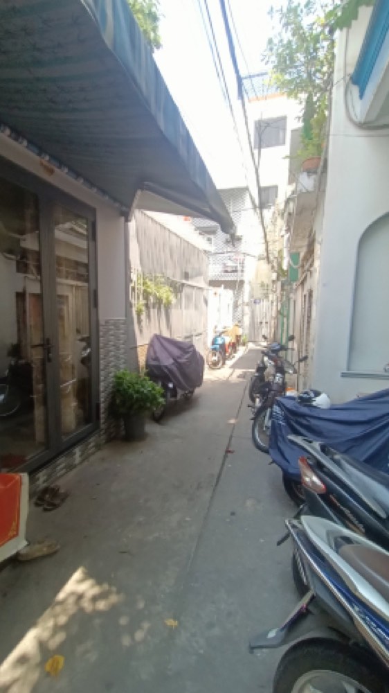 Bán nhà hẻm 42 Bùi Thị Xuân, Tân Bình - ảnh 1