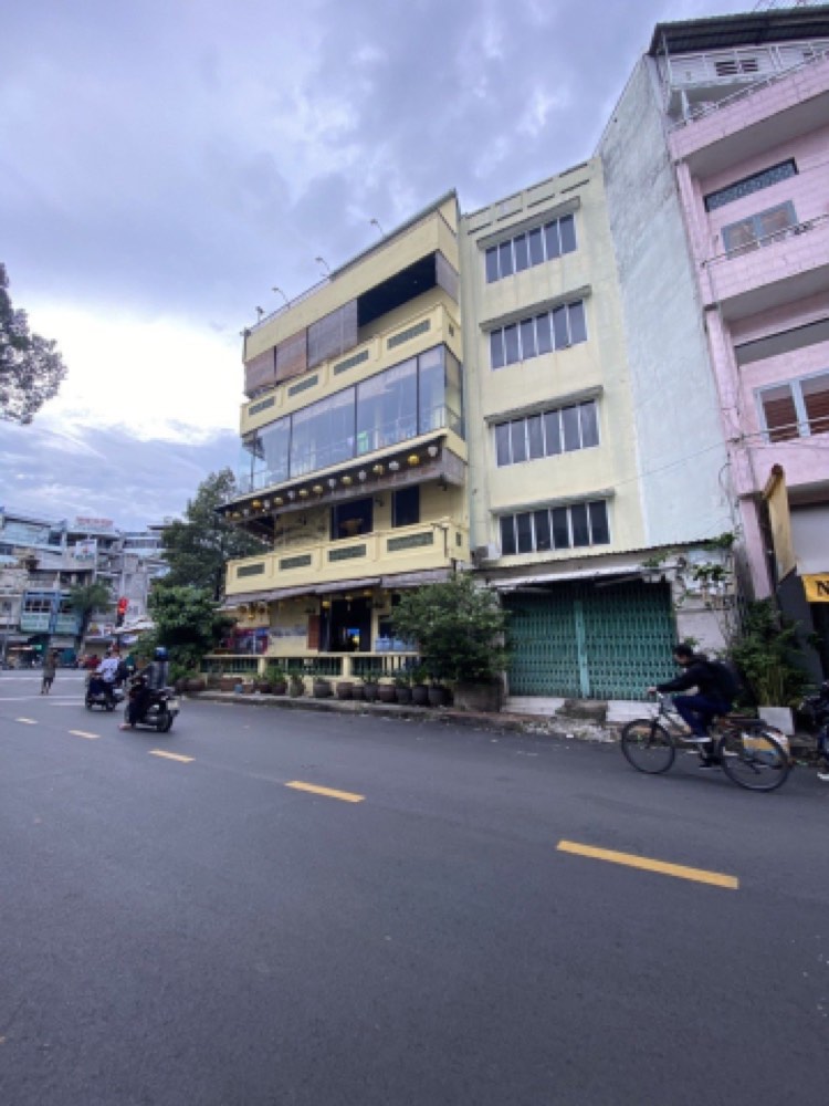 Bán nhà mặt tiền Ngô Gia Tự, Quận 10 - ảnh 1